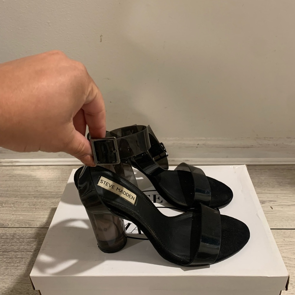 SMOKE heels